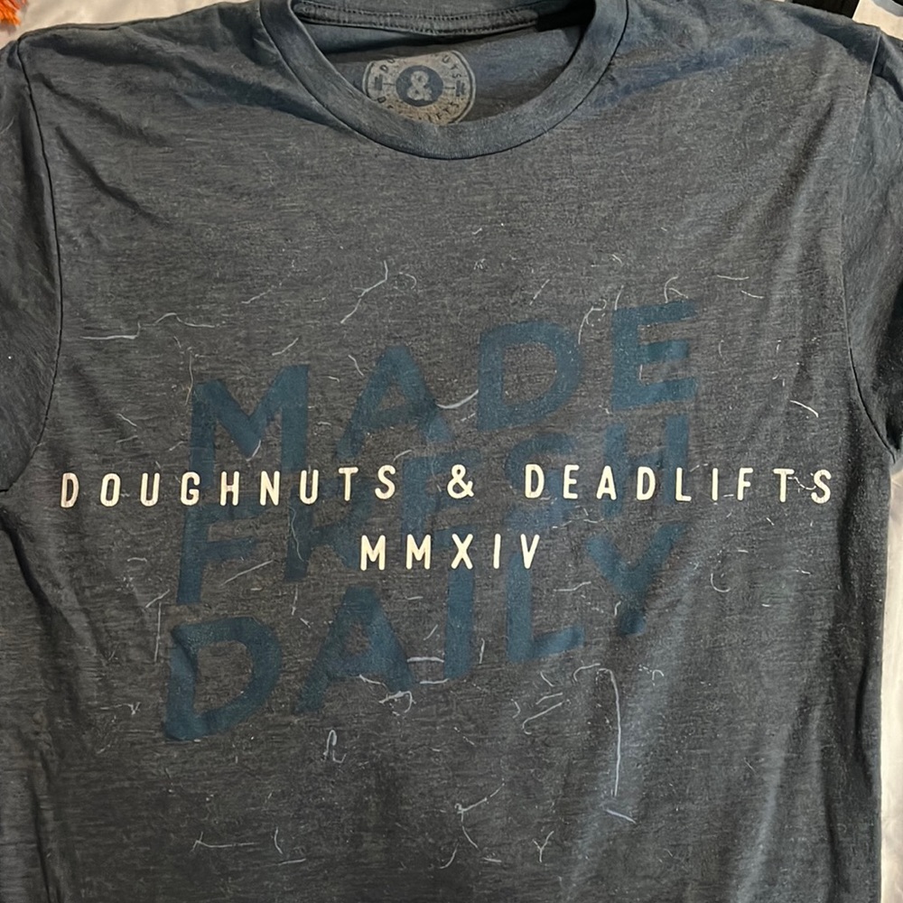 Doughnuts and deadlifts T-shirt size adult small